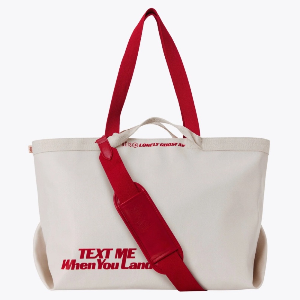 BEIS Exclusive Collection: Text Me When You Land travel tote